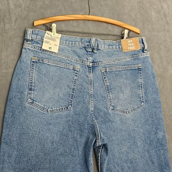 We The Free People Women 34 Distressed MidRise Button Fly Straight Jeans A3-37 - Picture 4 of 5